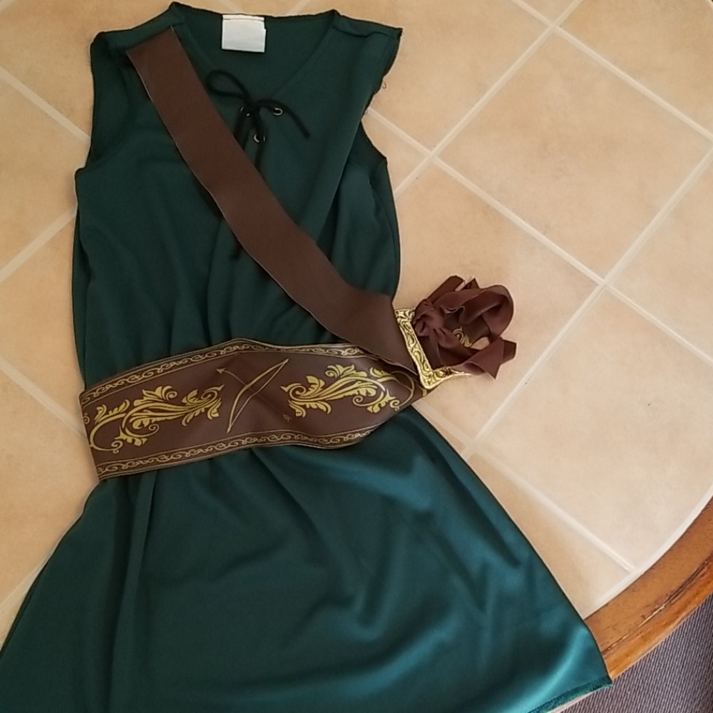 Tween Robinhood Costume, Size 10-12
